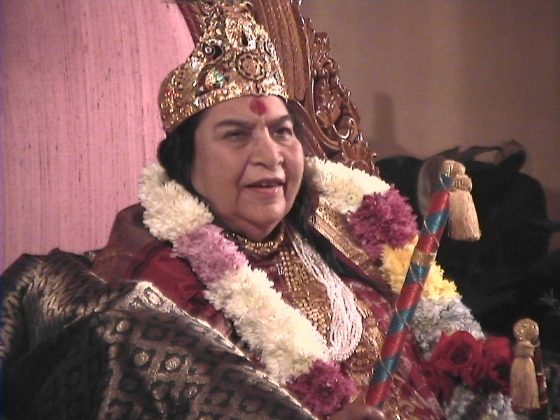 HH-Shri-Mataji-Shri-Krishna-Kubera-Puja-18-August-2002-Canajoharie-USA-3