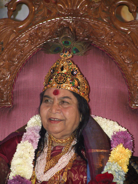 HH-Shri-Mataji-Shri-Krishna-Kubera-Puja-18-August-2002-Canajoharie-USA-13