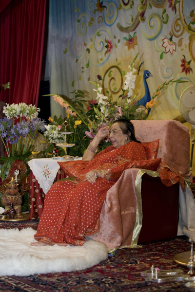 Adi-Shakti-Puja-Cabella-2007-06-24-30