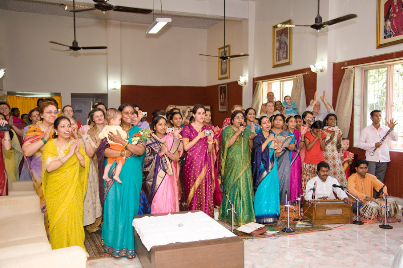 Shri-Matajis-Belapur-Health-Centre-Visit-2007-21