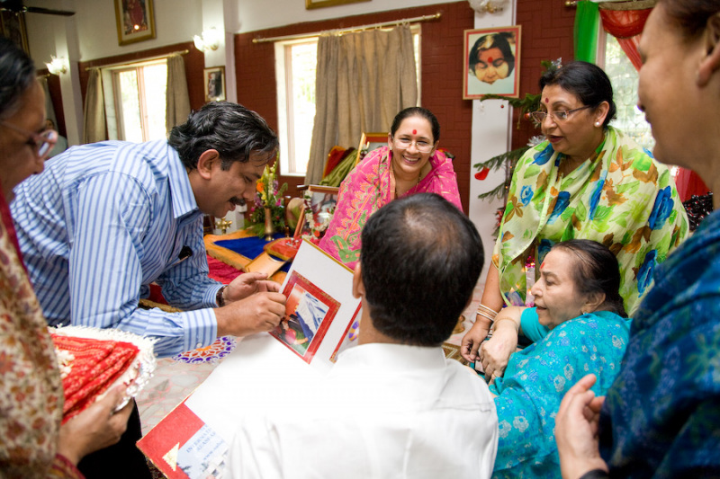 Shri-Matajis-Belapur-Health-Centre-Visit-2007-30