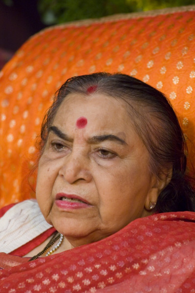 06-03-21-birthday-puja-115-Custom