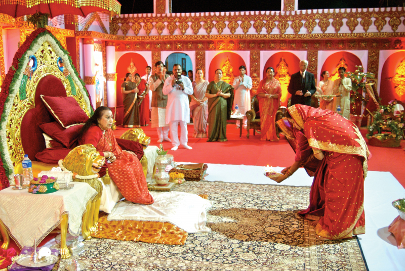 Christmas Puja, 25 December 2006, Bhugaon India (Paul Anant photo)