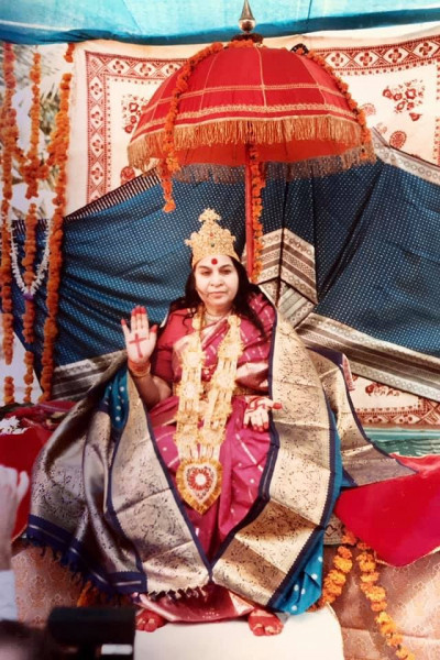 Devi-Puja-Bordi-1985-0207-The-Culture-of-Universal-Religion-04