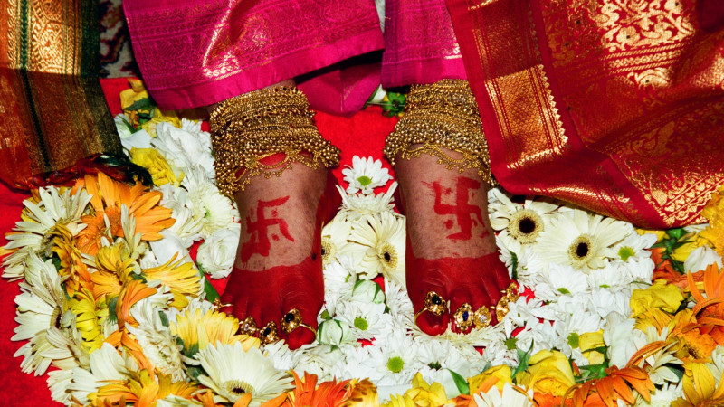 1994-0724-Guru-Puja-Campus-Cabella-Ligure-Italy-Michael-Markl_031-D-Custom