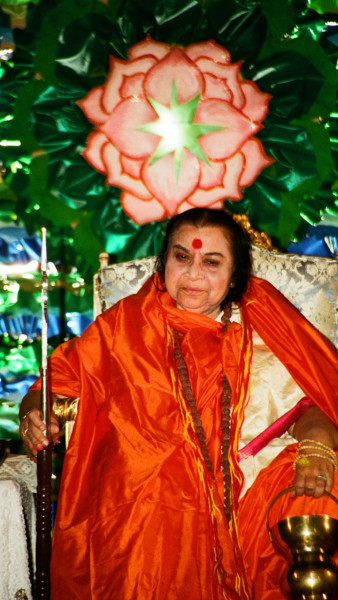 1994-0724-Guru-Puja-Campus-Cabella-Ligure-Italy-Michael-Markl_051-D-Custom