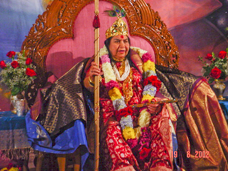 HH-Shri-Mataji-Shri-Krishna-Kubera-Puja-18-August-2002-Canajoharie-USA-01