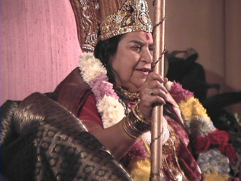 HH-Shri-Mataji-Shri-Krishna-Kubera-Puja-18-August-2002-Canajoharie-USA-2
