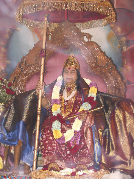 HH-Shri-Mataji-Shri-Krishna-Kubera-Puja-18-August-2002-Canajoharie-USA-9