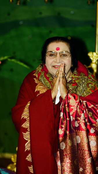 2001-0603-Adi-Shakti-Puja-Campus-Cabella-Ligure-Italy-Michael-Markl_003-Custom