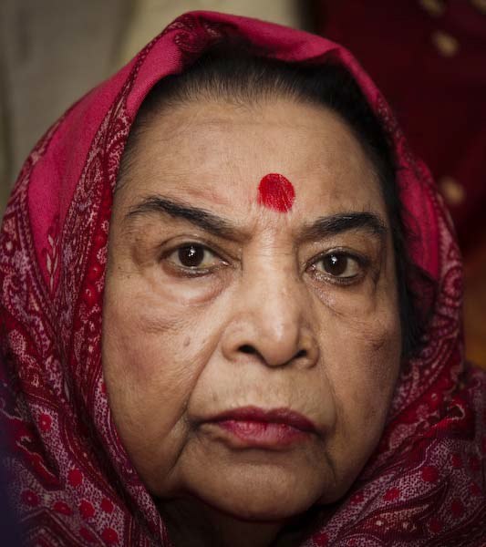 6May07_SahasraraPuja_082