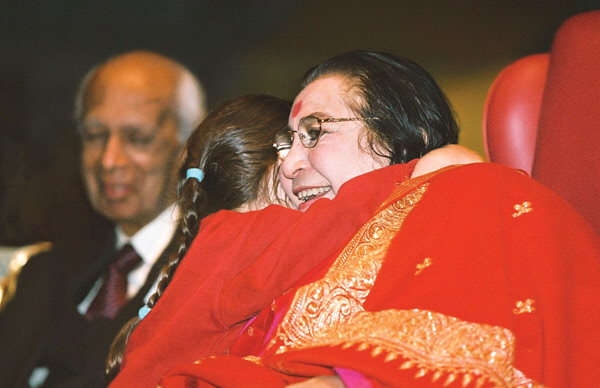 HH-Shri-Mataji-Nirmala-Devi-4386_04