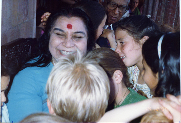 HH-Shri-Mataji-Nirmala-Devi-E-60