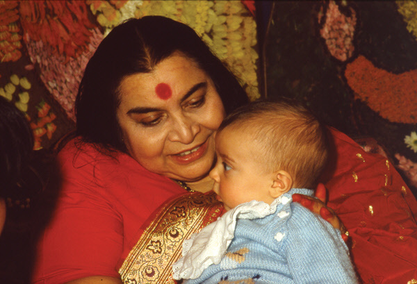 HH-Shri-Mataji-Nirmala-Devi-Easter88Shudy-C-2