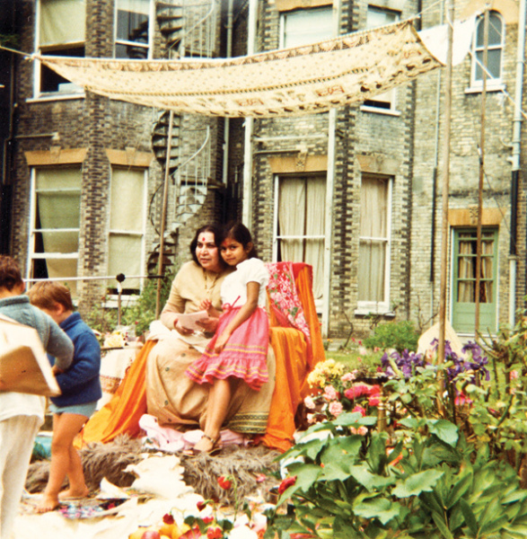 HH-Shri-Mataji-Nirmala-Devi-Guru-Puja-1982-2