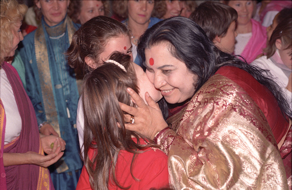 HH-Shri-Mataji-Nirmala-Devi-e355_26